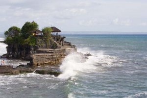Tanah_Lot.jpg