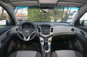 Chevrolet Cruze 5_700.jpg