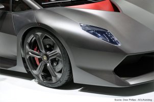 3-lamborghini-sesto-elemento.jpg
