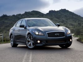 infiniti_m_03_.jpg