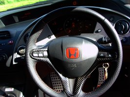 Carbon_Steering_Trim_2.jpg